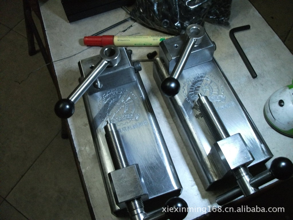 飞镖换针器/飞镖取针器/仿进口公牛飞镖换取针器/ 飞镖零件加工