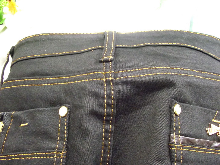 【2012新款韩版修身显瘦提臀小直筒牛仔裤 黑
