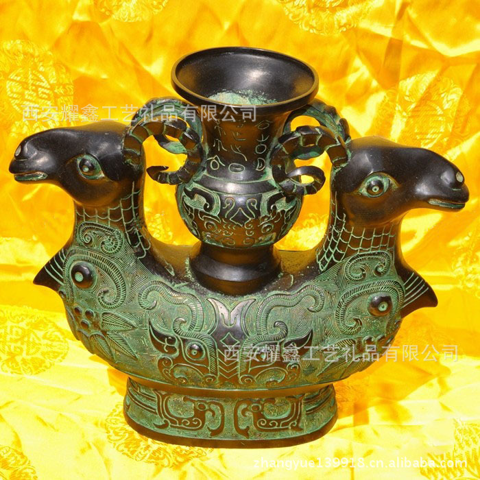 仿古董青铜器 方觚工艺品 金属摆件 会议礼品