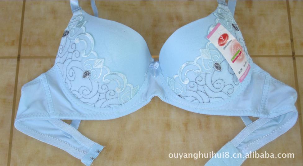 批发<em>文胸</em>专场 经典<em>文胸 尺码</em>齐全75B,<em>80B</em>,85B