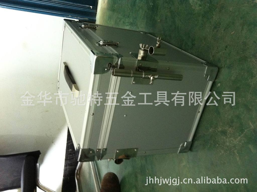 【厂家直销 铝合金渔具箱 铝制钓鱼工具箱】价格,厂家,图片,化妆包、化妆箱,金华市驰特五金工具有限公司-马可波罗网