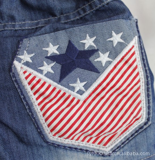 【VF <em>kid</em> startA24<em>红</em>条拼布口袋<em>男童</em>牛仔<em>短裤</em> 