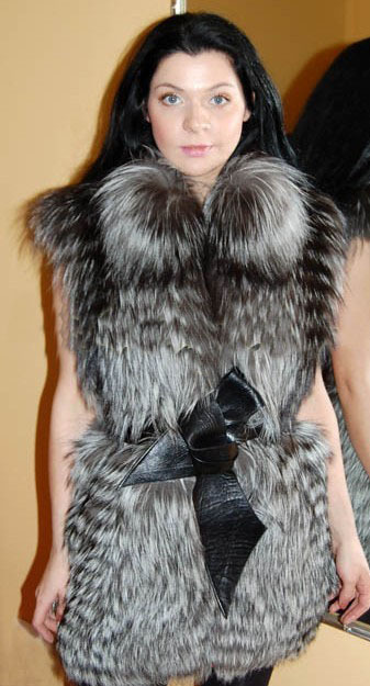 【欧美皮草外套衣服 真<em>狐狸毛马甲</em>开衫 fur ves