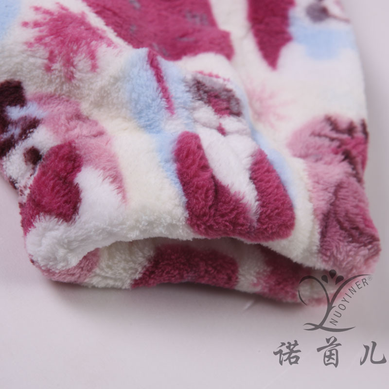 【<em>诺茵儿</em>家居服2012冬季卡通连帽<em>珊瑚绒</em>大人