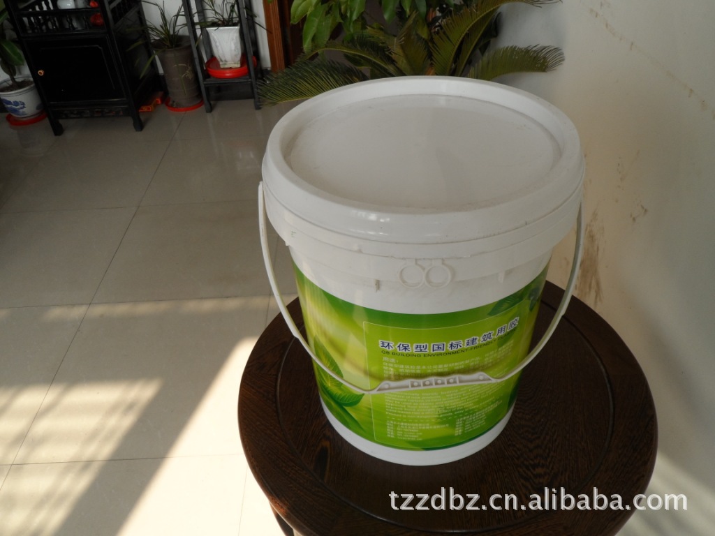 厂家批发供应20L塑料包装圆桶化工桶油漆桶粉