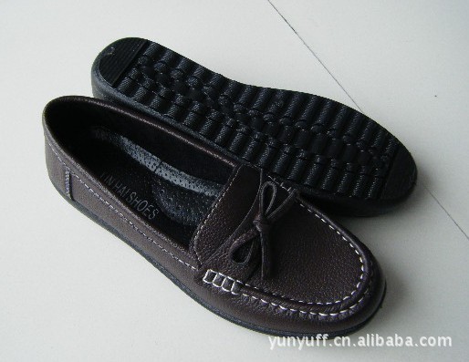 <em>注塑</em>时尚<em>女鞋</em> 妈妈鞋 中老年鞋 平底鞋 11.00、