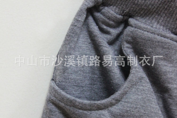 【夏款童装品牌休闲运动裤 <em>男大童中短裤</em>童裤