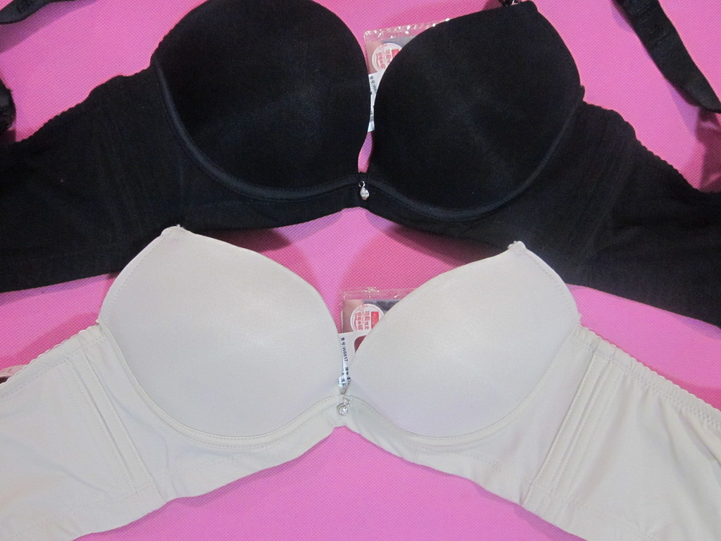 <em>批发</em>采购<em>文胸</em>-0117二线品牌<em>布拉克斯</em>功能调整