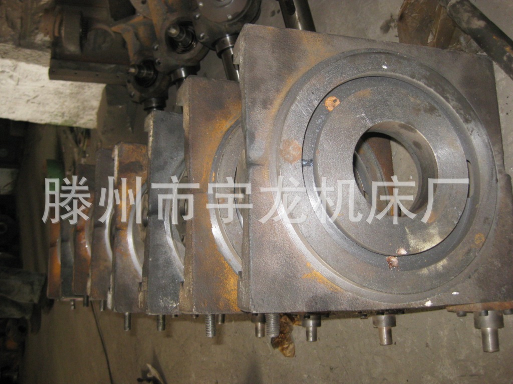 【神九特约赞助商】万向摇臂钻床 Z3132X8