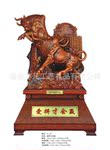 供应企业大厅大型摆件 树脂仿红木工艺品摆件 爱拼才会赢牛摆件