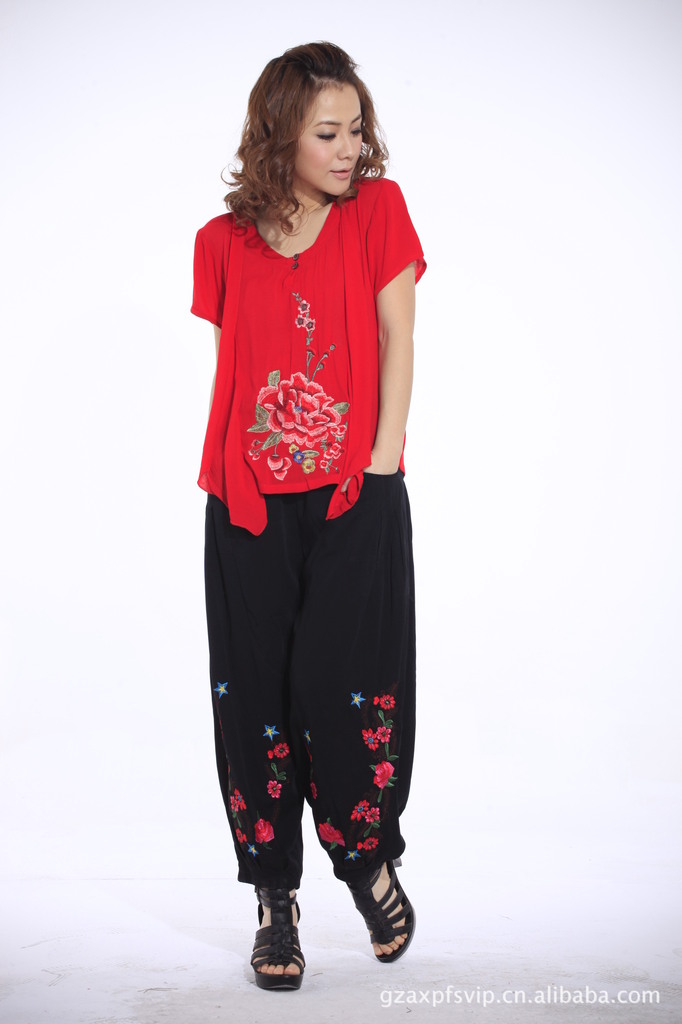 批发采购大码<em>女装</em>-天利<em>阿香婆</em>大码<em>中老年女装</em>