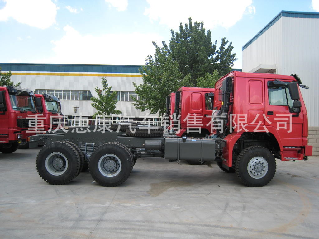 中国重汽 豪沃 howo 6×6 全轮驱动 自卸货车 越野货车