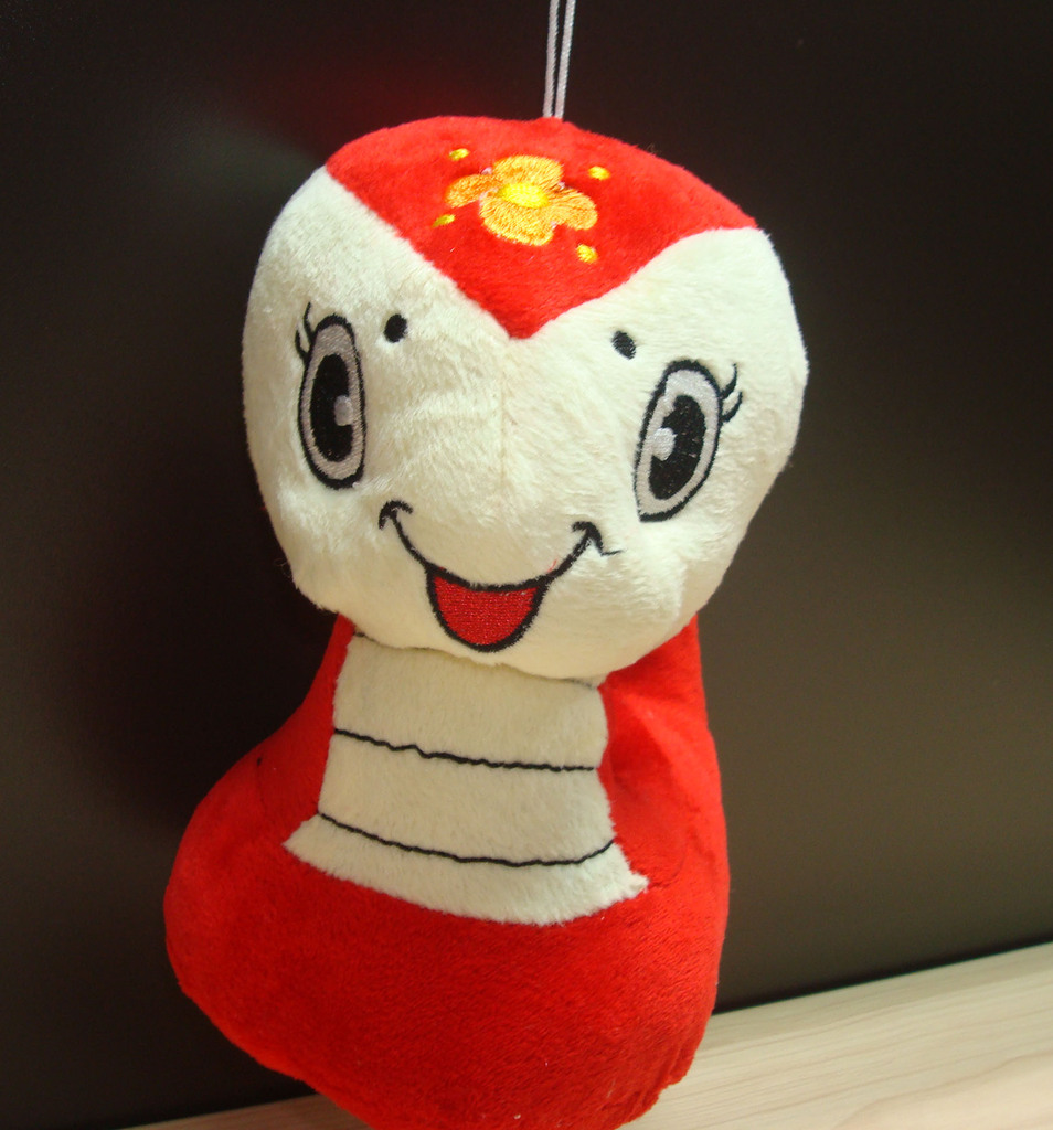 蛇年吉祥物_毛绒玩具蛇_蛇年礼品_蛇年挂饰_2013年吉祥物_蛇公仔_蛇毛绒玩具_2013年货_吉祥物_新年吉祥物_2013吉祥物_吉祥物定制_企业吉祥物_吉祥物定做_2013蛇年吉祥物定制加工代工
