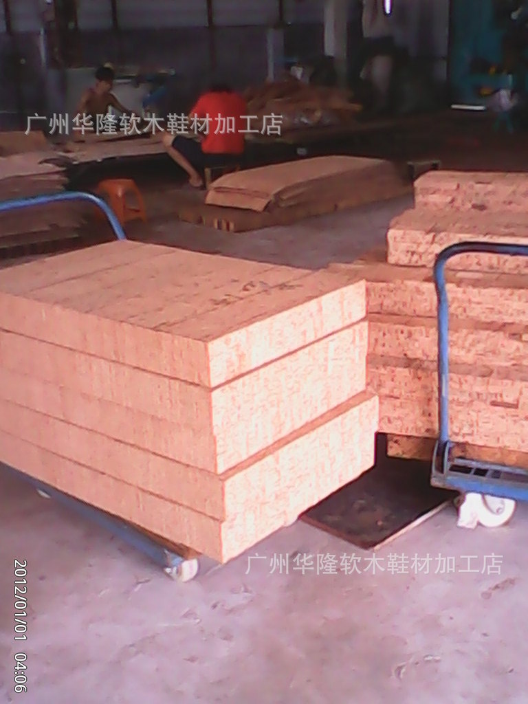 大方格條紋軟木磚