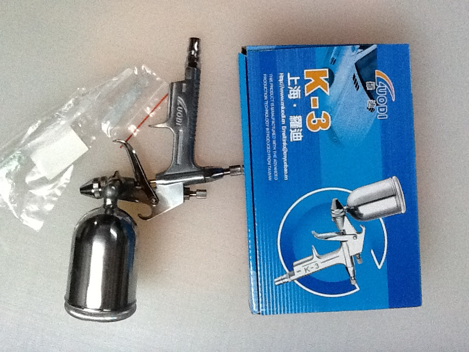 赛摩智能：目前公司已拥有的工业机器人产品有码垛机器人、喷涂机器人等且已形成订单