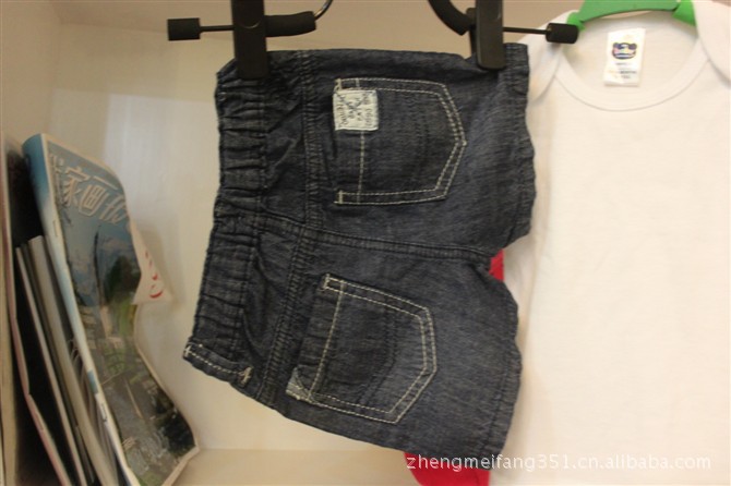 2012年厂家直销<em>男童</em>牛仔裤 <em>短裤</em> <em>深蓝色</em> 小童水