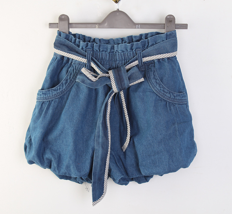 【<em>女式</em>牛仔<em>短裤</em>/<em>女式</em>松紧腰牛仔<em>灯笼</em>裤 送腰带
