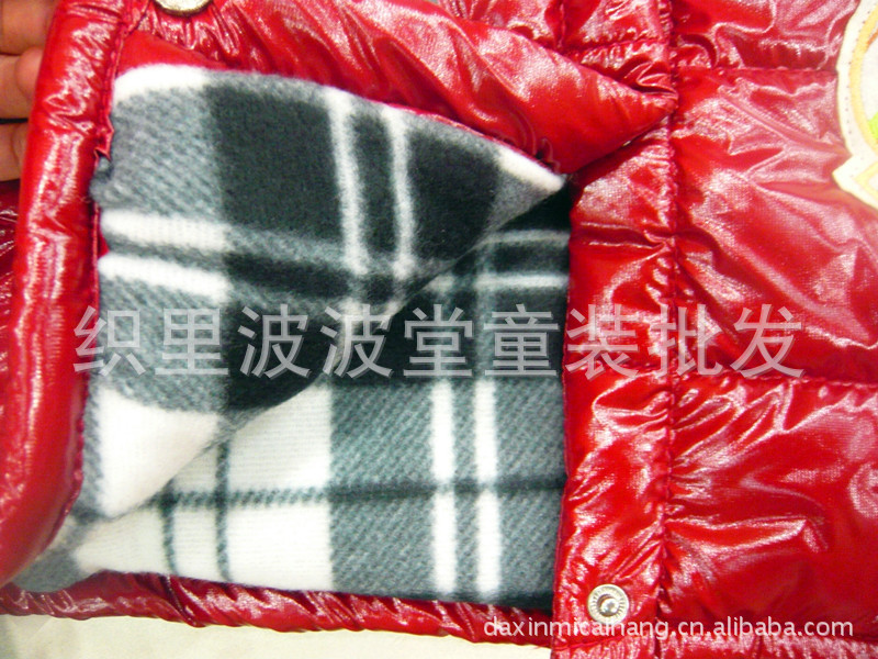 7-10岁<em>男童</em>大额<em>批发秋冬</em>字母棉<em>马甲</em> 厂家直供