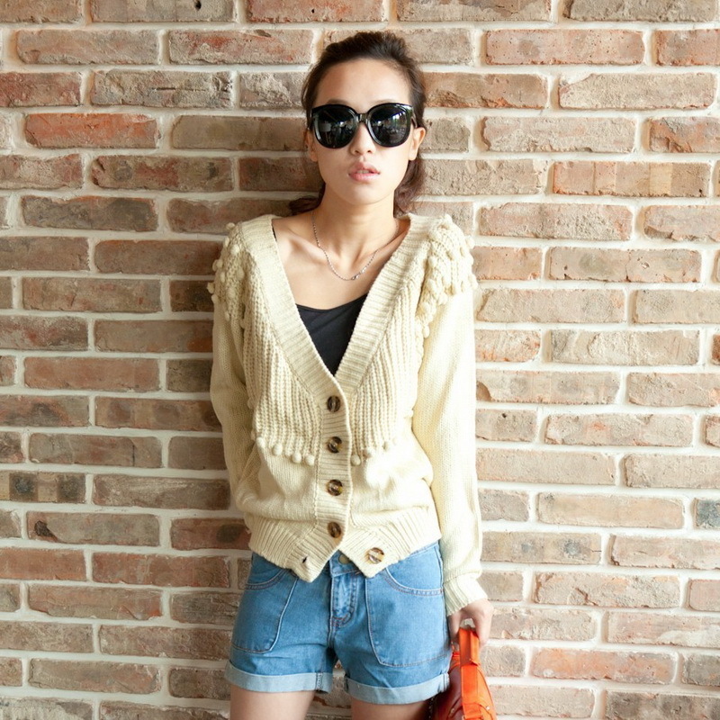 批发SISOUHOR正品<em>手工编织开衫</em>毛衣小球球