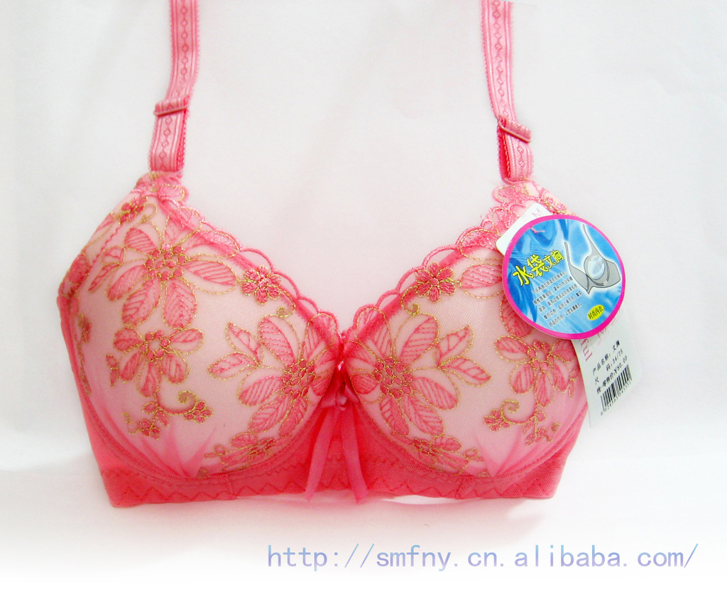 内衣批发 蕾丝金丝边 玫瑰精油按摩珍珠<em>水袋文</em>