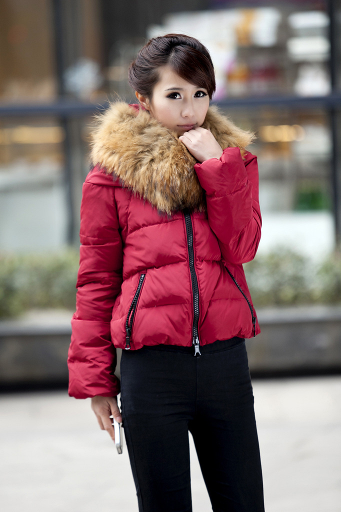2012秋冬新款 超大貉子毛领 女装短款羽绒服 女