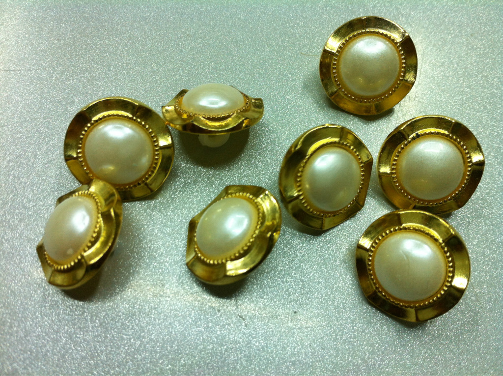 电镀金边镶半圆abs仿珍珠纽扣服饰辅料18mm和15mm装饰扣diy