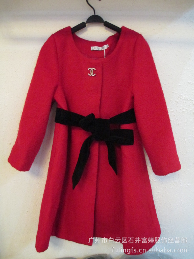【韩版新款呢子料<em>圆领开衫配</em>腰带装饰的中长款