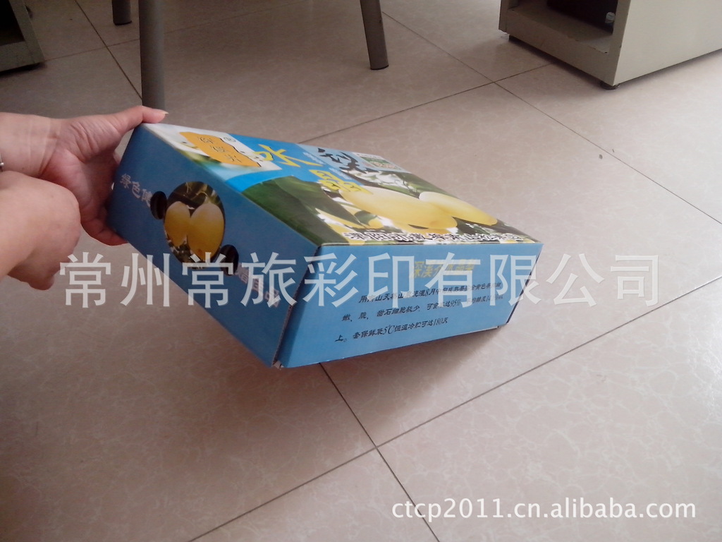 彩盒拎袋批发  厂家直销 量大从优  保质保量