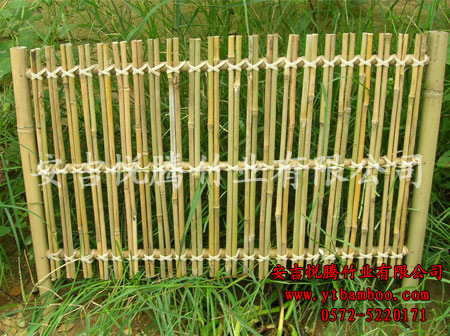 厂家专业设计建造各类竹篱笆竹房子,竹门楼,竹亭,竹长廊,竹装修