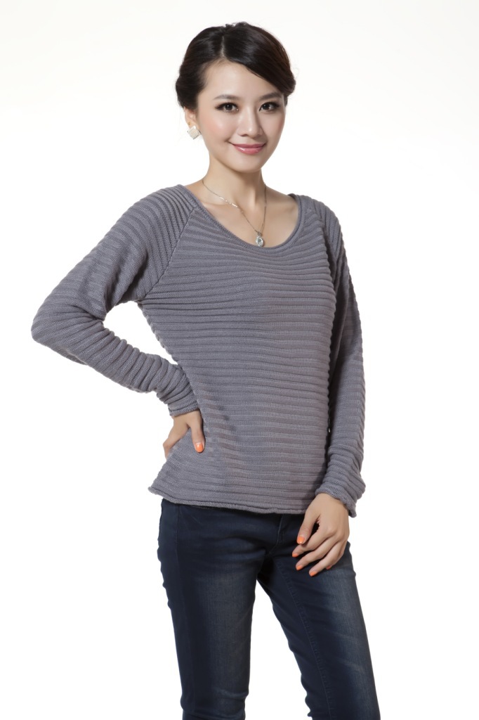 2012正品秋夏新款女装毛衣<em>女薄针织衫</em>显瘦短