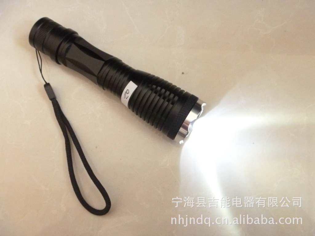 批发采购照明电筒-LED高亮强光 闪光 可伸缩铝
