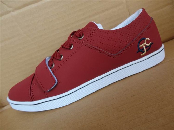 【2012最新款正品宝德利男休闲鞋批发324三色