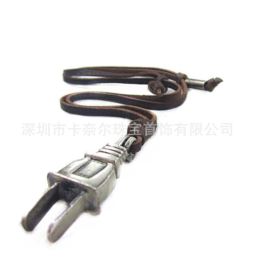 PL027 个性合金插头项链 <em>男生</em>项链 <em>韩版毛衣链</em>
