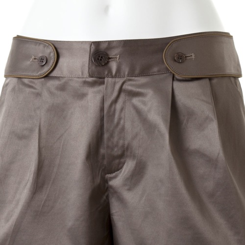 【女休闲裤订做,<em>女装短裤加工</em>,外贸出服饰 中长