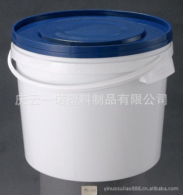是一家大型的专业化塑料桶生产厂家,拥有国际先进的注塑设备、吹塑设备及丝网印刷设备和热转印设备。公司坐落于华北塑料基地---庆云县,公司与附近多家配货中心长期合作,距庆云国际物流中心仅有2公里,离天津国际机场有150公里,距天津海港港口也仅有160公里,交通发达极为便捷。 公司生产的塑料桶品种多样,规格齐全,品质优良,价格公道。产品畅销亚、欧、美、澳等国家及全国二十多个省市地区,公司主营产品有1L塑料桶,2L塑料桶,5L塑料桶,10L塑料桶,15L塑料桶,20L塑料桶,25L塑料桶,30L塑料桶,50L塑料