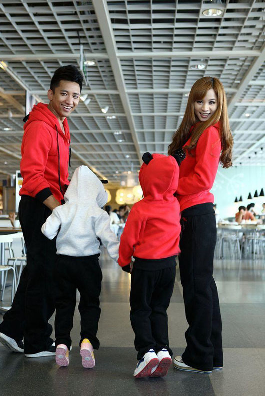 Семейные футболки Dolphin Bay 233 2013 Dolphin Bay Семейные футболки Dolphin Bay 233 2013 Dolphin Bay