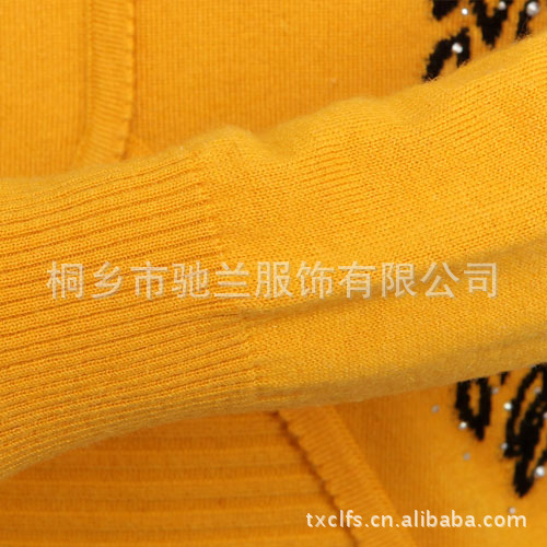 秋装新款韩版女装圆领长袖纯色镶钻时尚女式针织羊毛衫