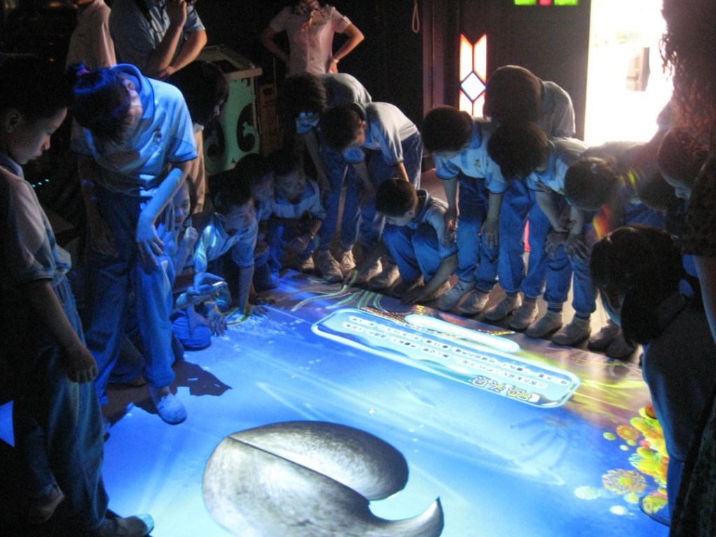 其他软件-【批发选购】供应虚幻与现实 地面互