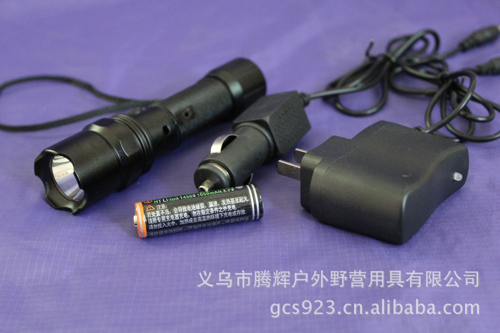 小额批发 夜猫YM-X51铝合金LED强光手电 CR