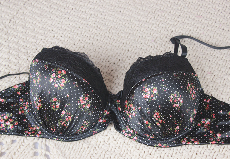 <em>外贸</em>日单女士<em>文胸</em> <em>胸罩</em> 甩<em>单</em>内衣 整<em>单文胸</em> 日单