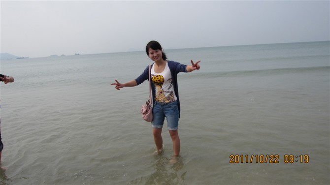 【最美厂妹】+<em>三姐妹齐上阵</em>,这个是最小妹妹-