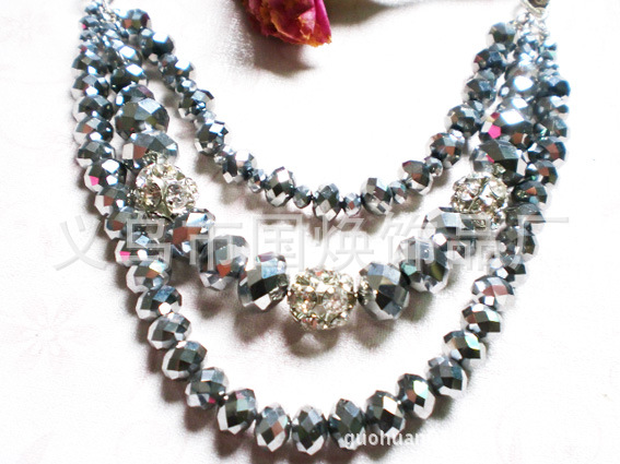 <em>今年最新款毛衣</em>项链 琉璃项链 淘宝热卖首饰厂