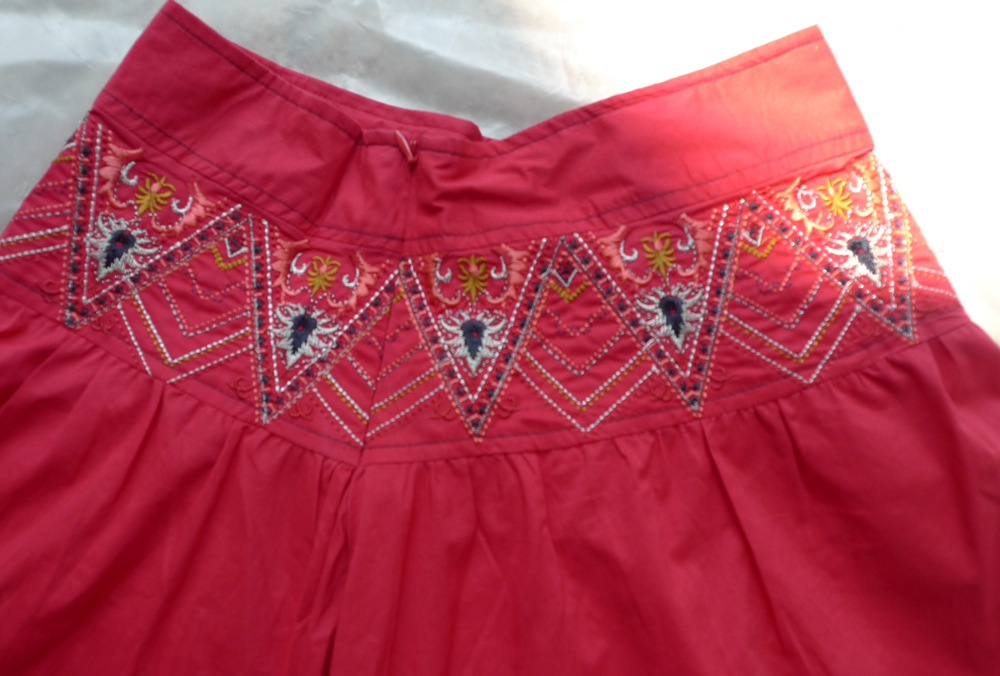库存尾货工厂低价清仓<em>处理批发</em>秋冬季<em>女装</em>服装