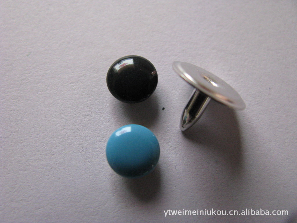 【供应唯美各种规格铆钉 根据 色样调色生产】