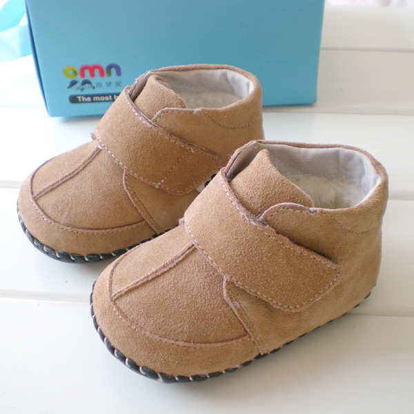新款2色外贸真皮软皮底棉鞋宝宝棉鞋雪地靴宝宝棉靴学步鞋冬Q68
