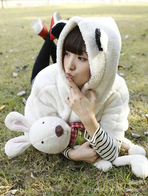 2012学生秋装新款韩版潮少女可爱兔耳朵连帽