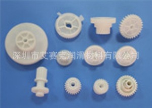 1030-170544_pro_01_02_m