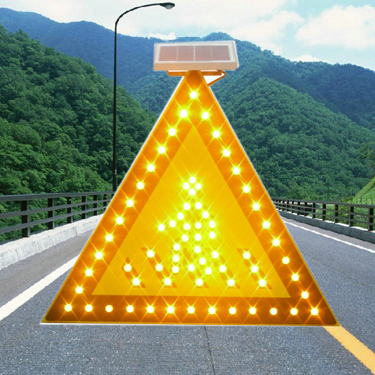 浙江晗琨太阳能人行道标志牌 超高亮LED频闪