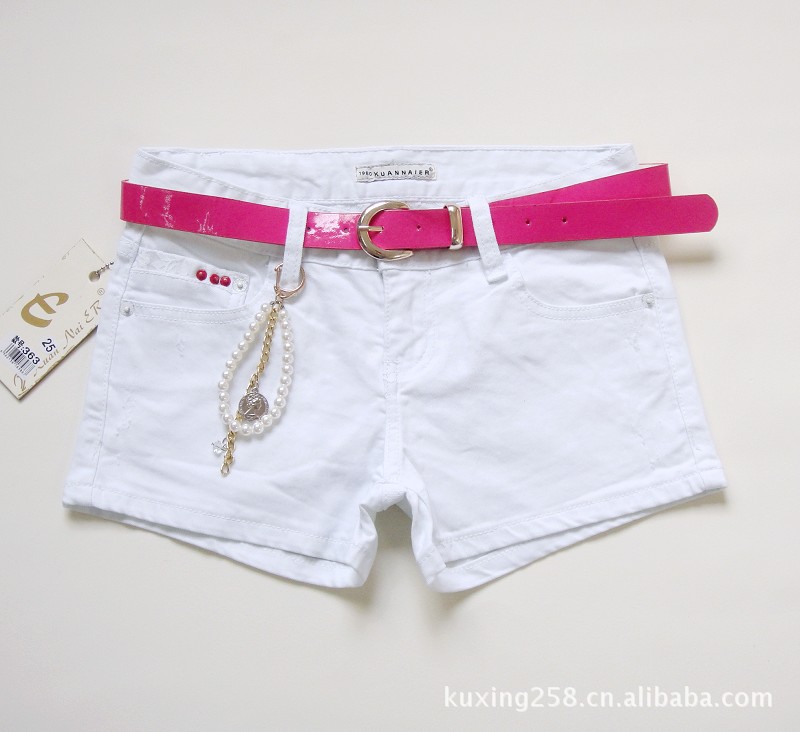 炫<em>奈儿</em>2012 新款韩版白色显美腿<em>牛仔短裤</em>女夏