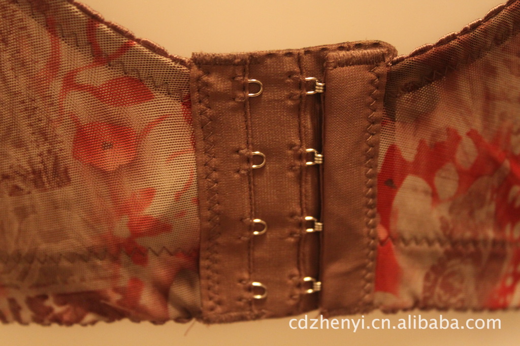 热销正品<em>慕莎</em>纯专业调整型<em>内衣</em>草莓红玫瑰<em>精油</em>